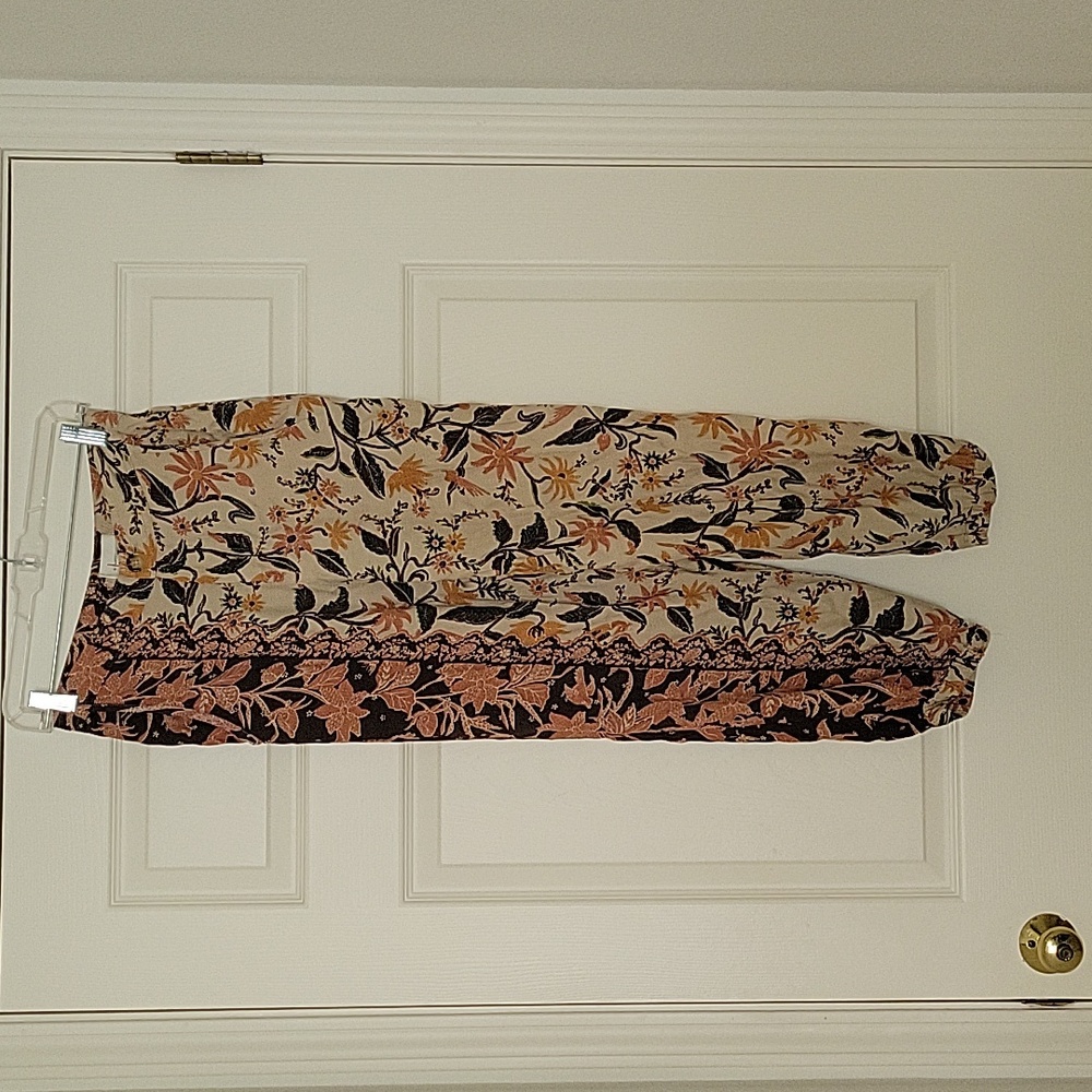 Anthropologie earth tone printer jogger pants U.S. size 2